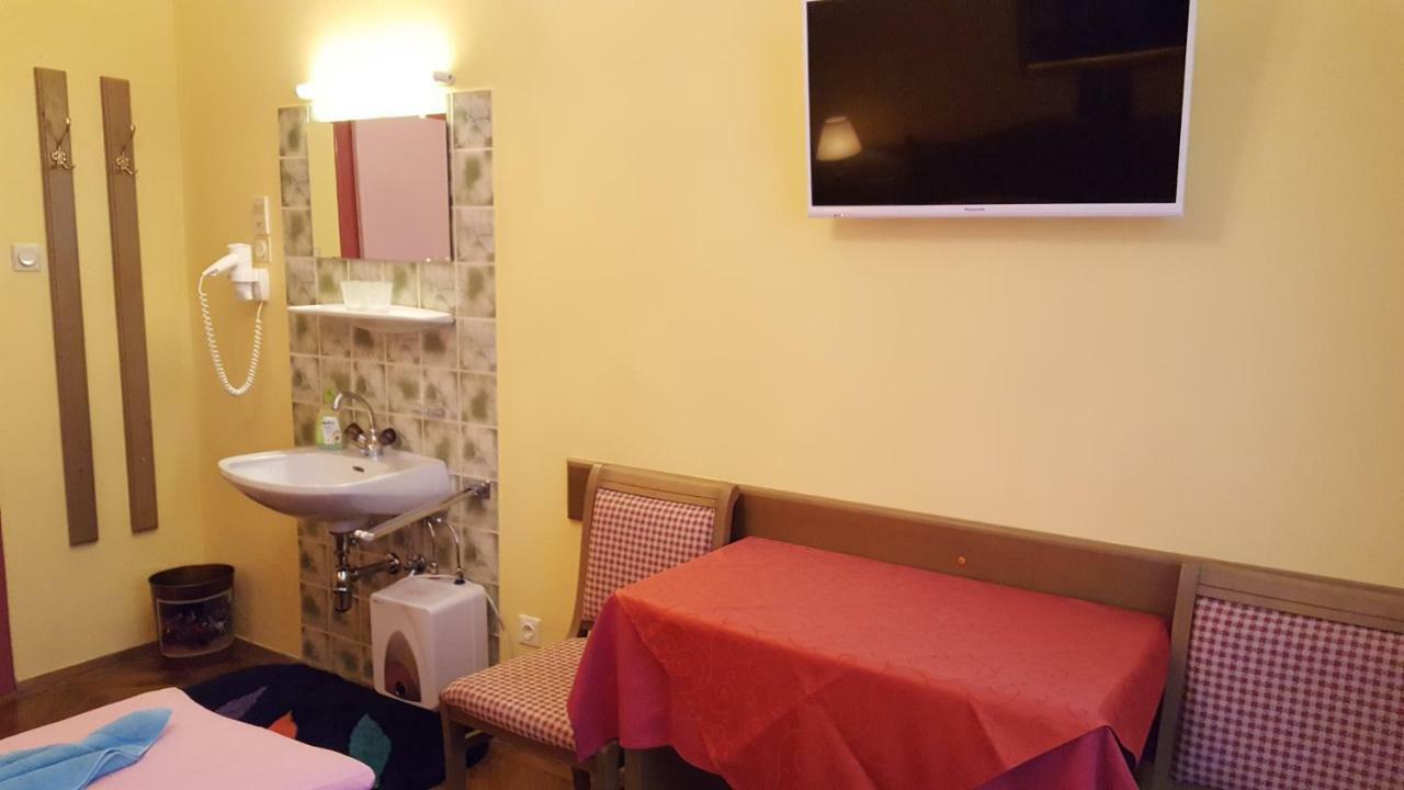 Hotel Alte Post Krems Εξωτερικό φωτογραφία