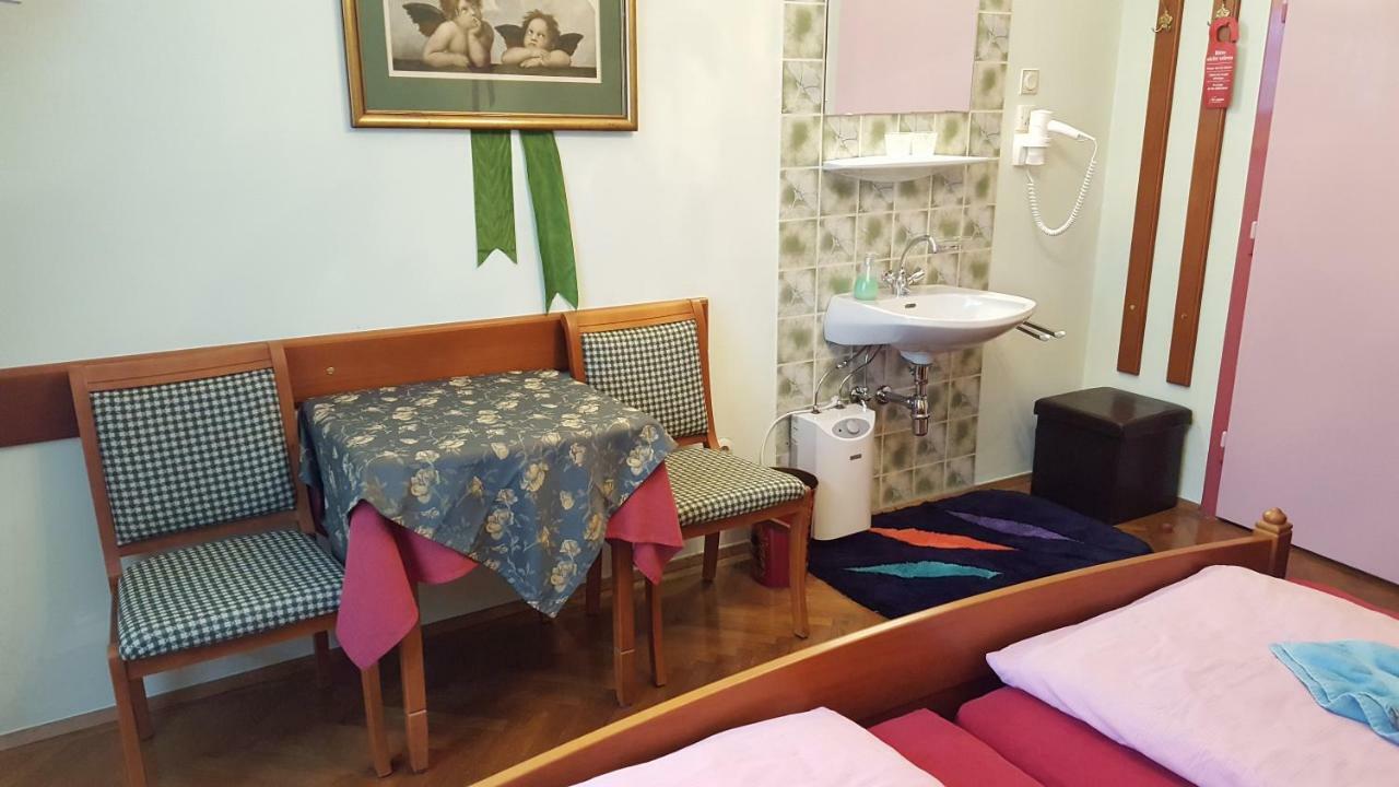 Hotel Alte Post Krems Εξωτερικό φωτογραφία